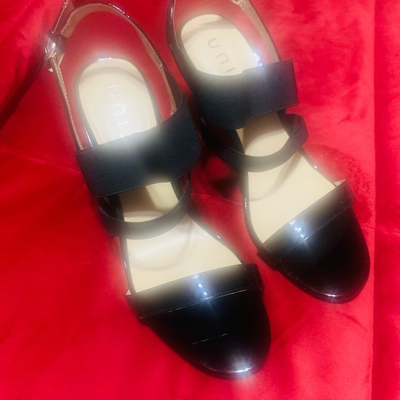 UNISA MARNA SLINGS BACK SANDALS - Picture 2 of 8